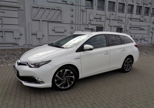 Toyota Auris cena 55900 przebieg: 212000, rok produkcji 2015 z Częstochowa małe 667